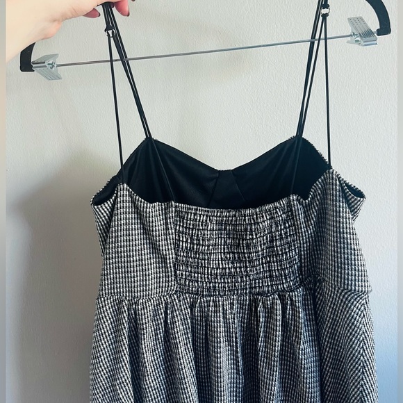 Urban Outfitters Black & White Gingham Print Romper - Picture 4 of 7